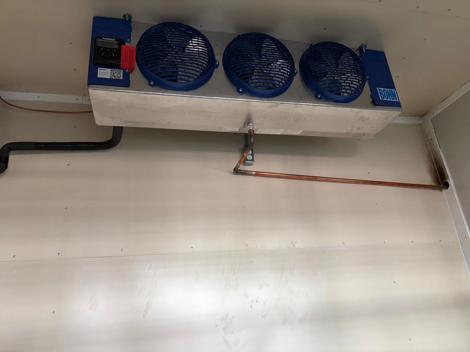 Bohn three-fan walk-in cooler evaporator unit with copper drain line